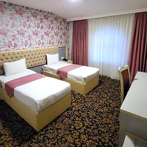 3* Otel Altus